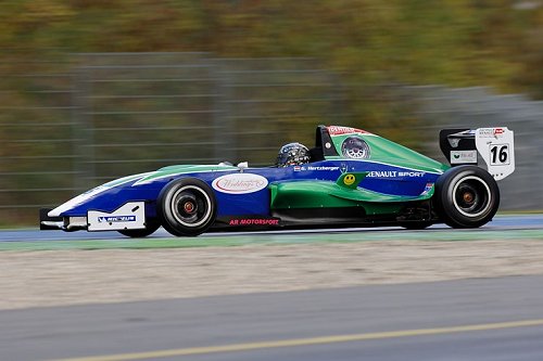 Gwendolyn Hertzberger in actie